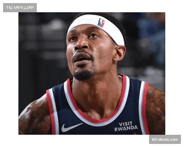 快船布拉德利比尔左髋部骨折赛季报销，球队后场得分点严重受损